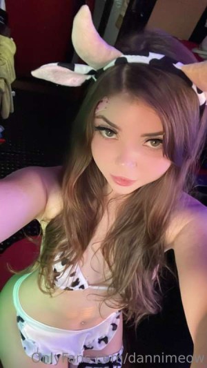 Danni Meow Photo #274