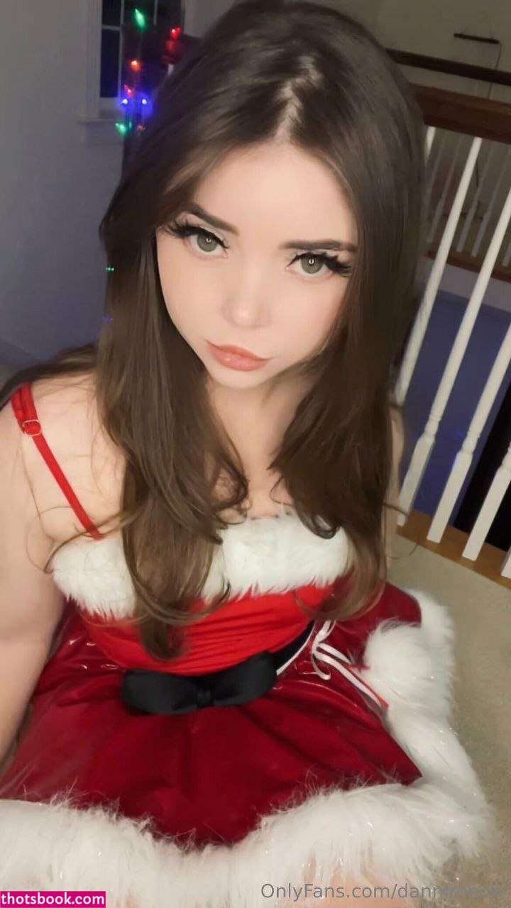 Danni Meow Photo #342