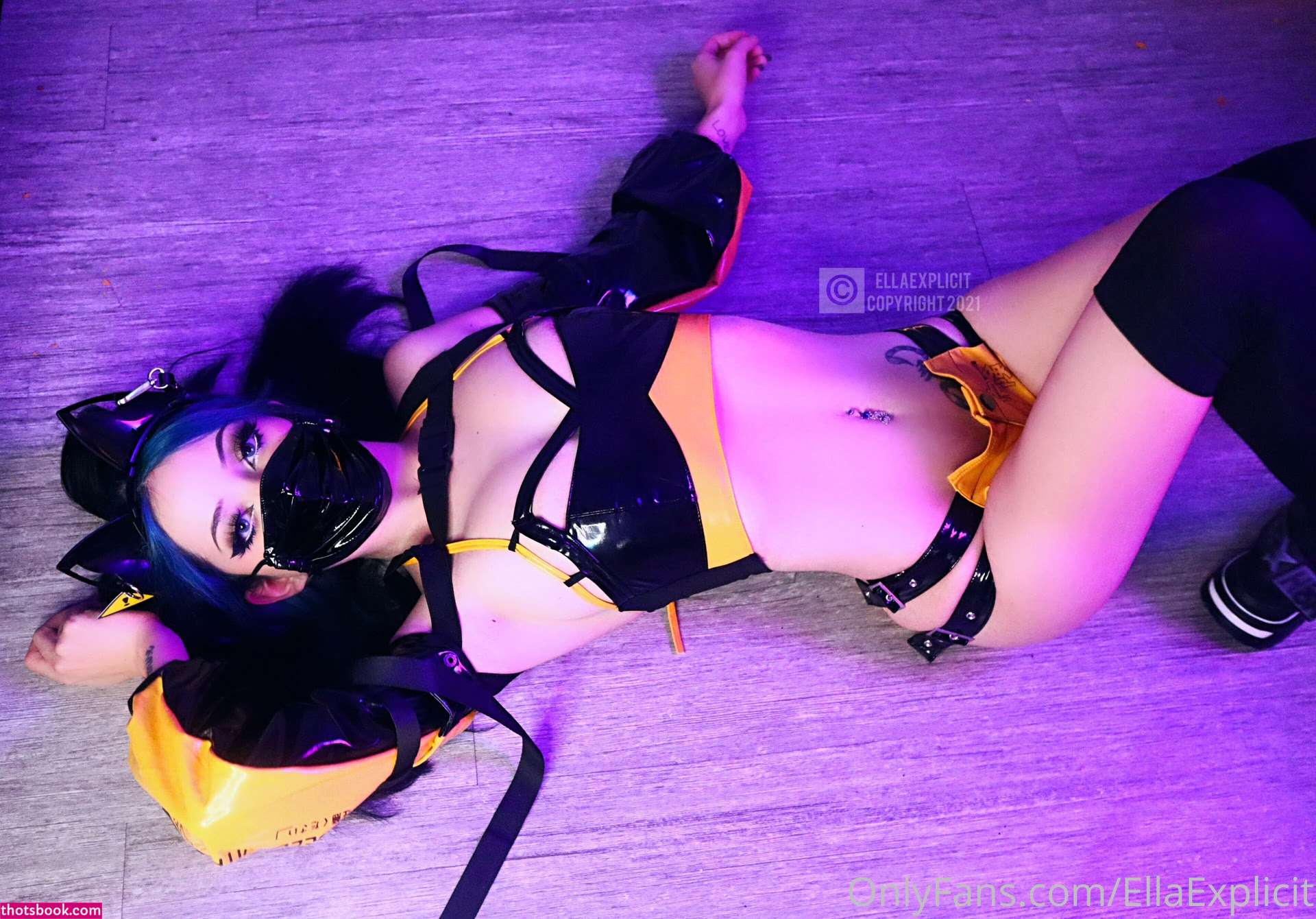 Ella Explicit Photo #11