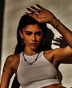 Milana Vino Photo #7