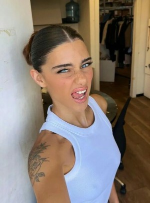 Milana Vino Photo #37