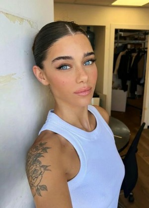 Milana Vino Photo #39