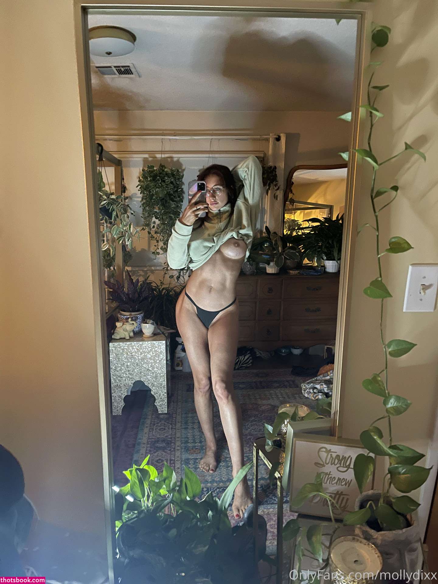 Molly Dixx Photo #229
