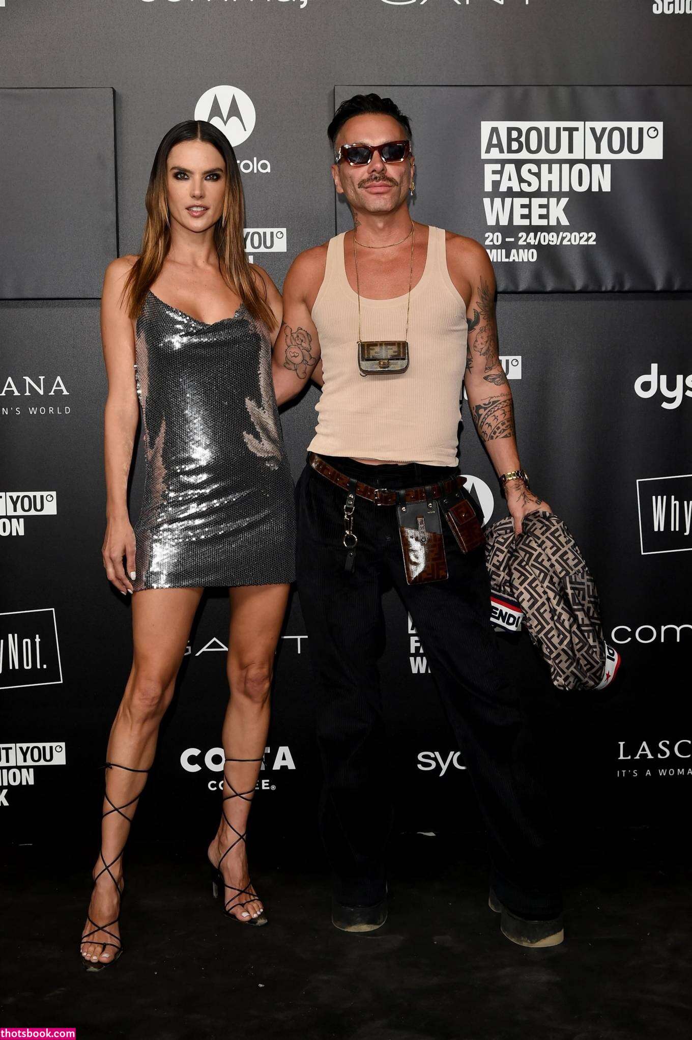 Alessandra Ambrosio Photo #1