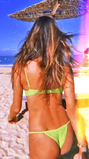 Alessandra Ambrosio Photo #22