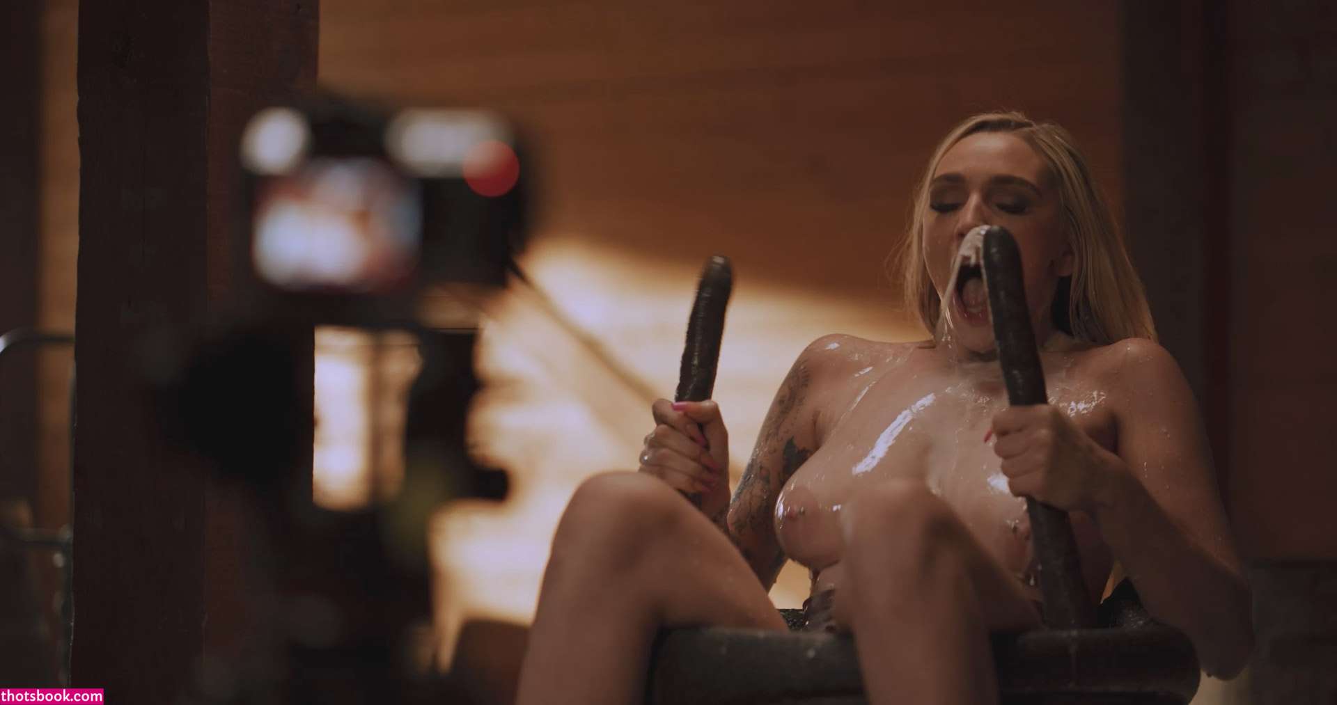 Kendra Sunderland Photo #262