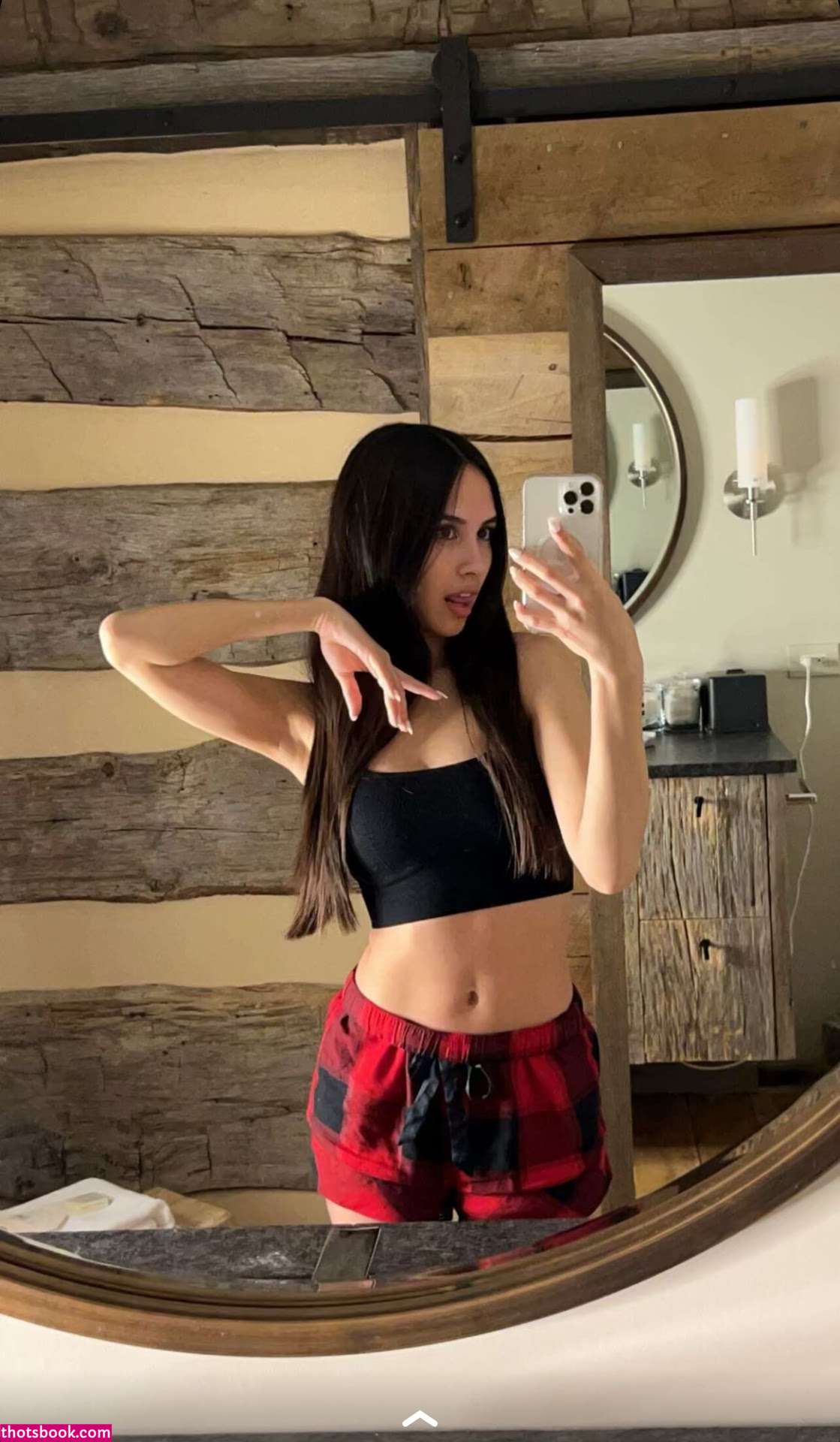 Caryn Marjorie Photo #255