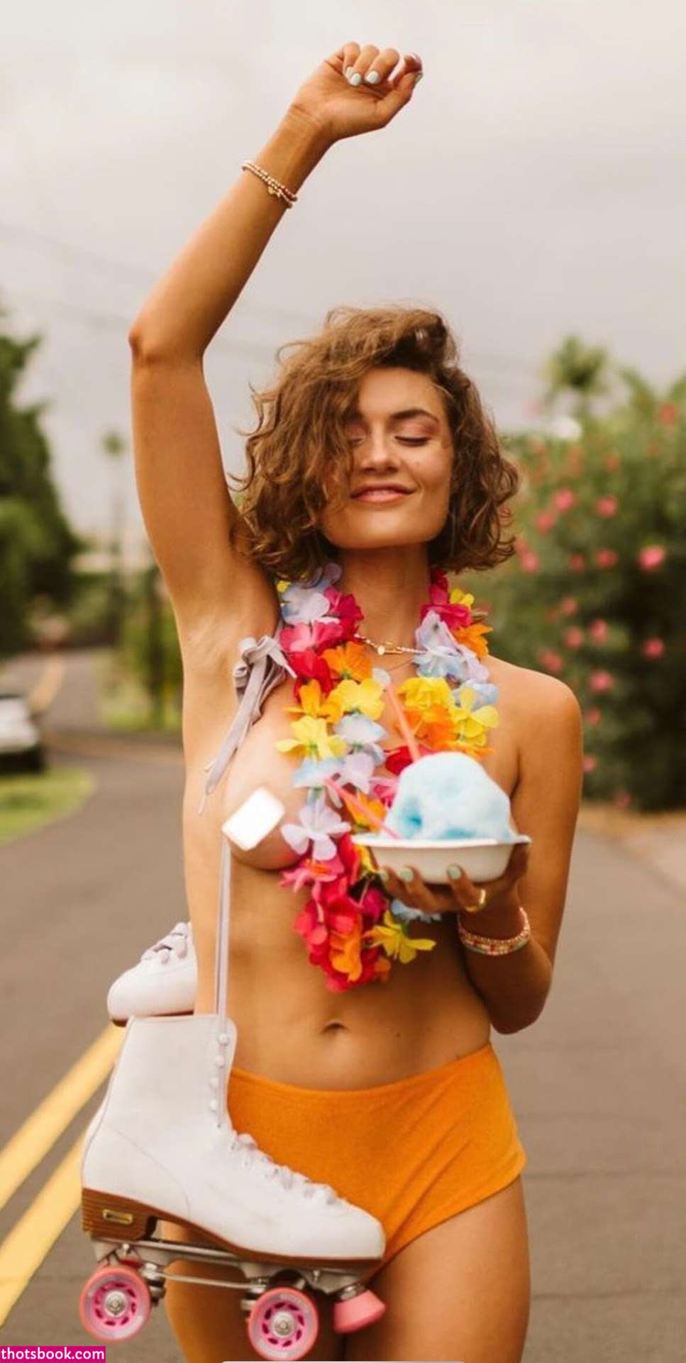 thelaceyclaire Photo #9