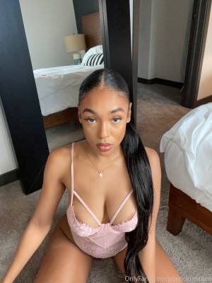 poeticjusticeee Photo #28