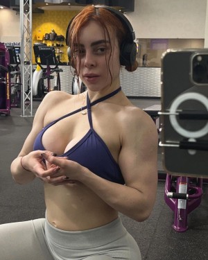 Aranza Sinte Photo #17