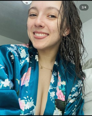 Charis Sellick Photo #18