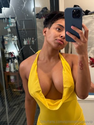 Qimmah Russo Post #83