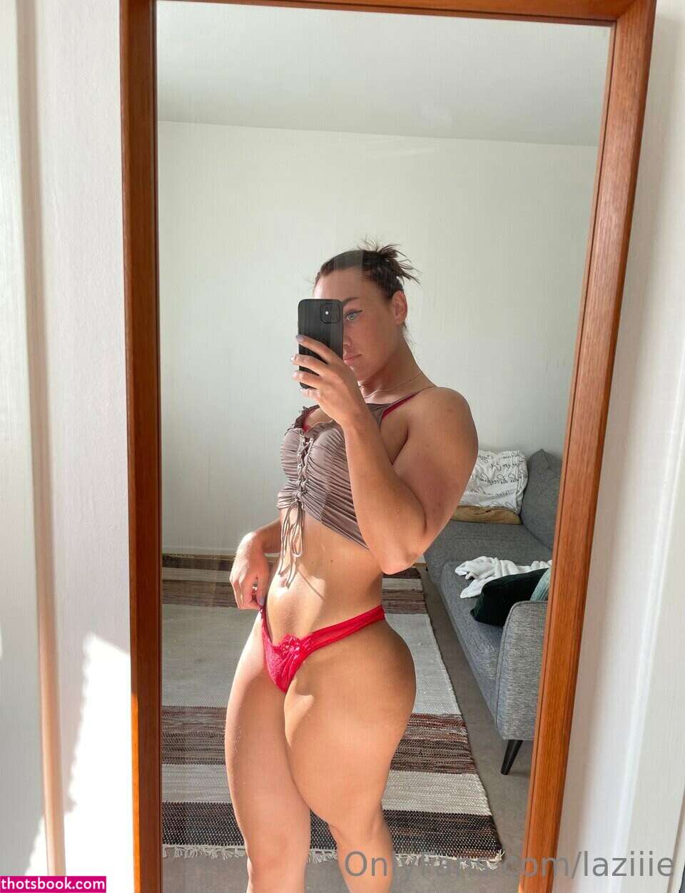 mikaelaburrito Photo #23