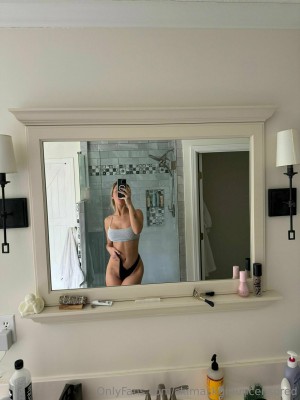 Briana Armbruster Photo #182