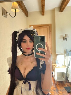 Danielle Sharp Photo #10