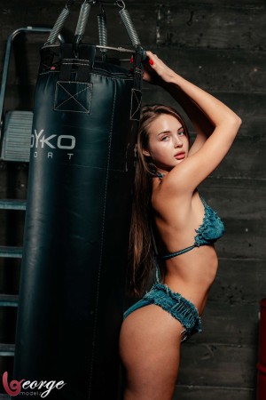 Olya Derkach Photo #9