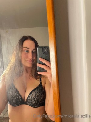 mikaelaburrito Photo #183