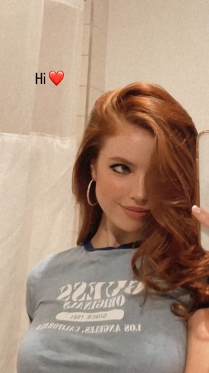 Emily Deyt Photo #50