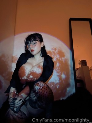 Moonlighty Photo #84