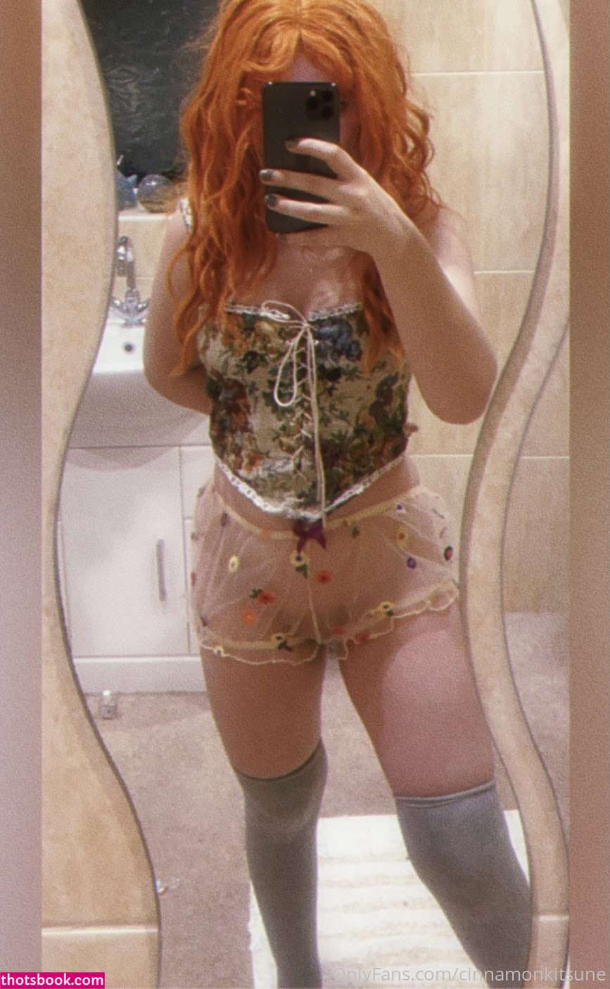 Cinnamonkitsune Photo #12