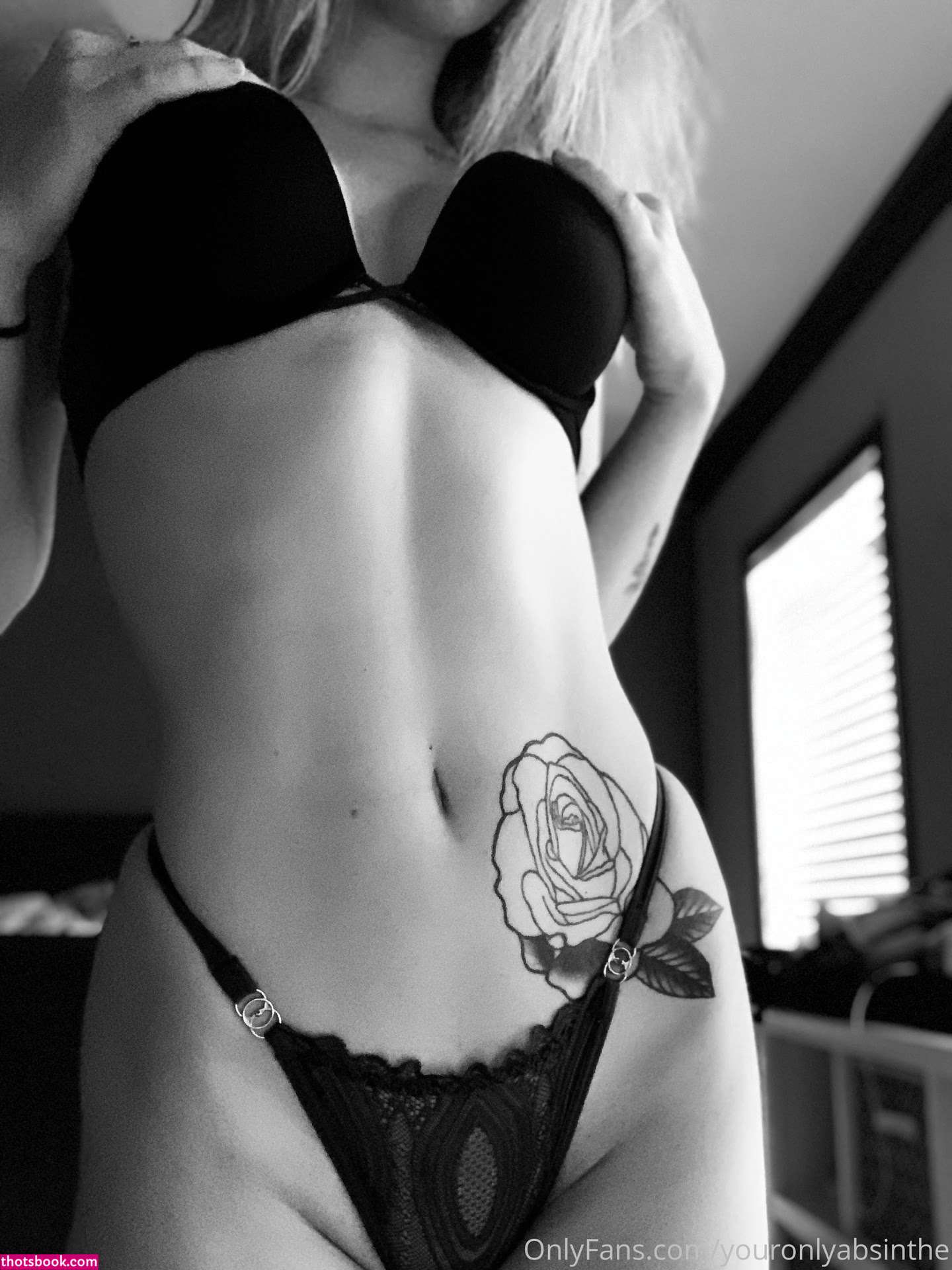 Youronlyabsinthe Photo #139