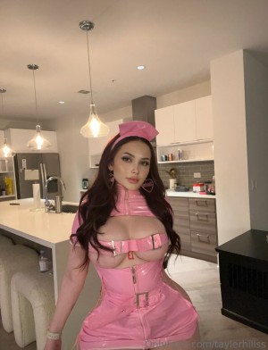 Tayler Hills Photo #739