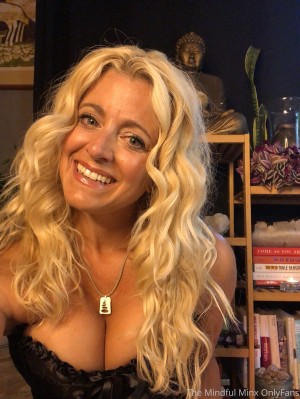 Sarah Valentine Photo #27