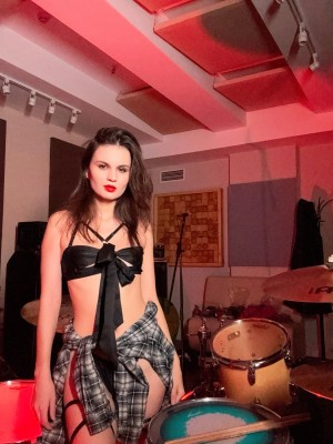 Tonya Rozatti Photo #37