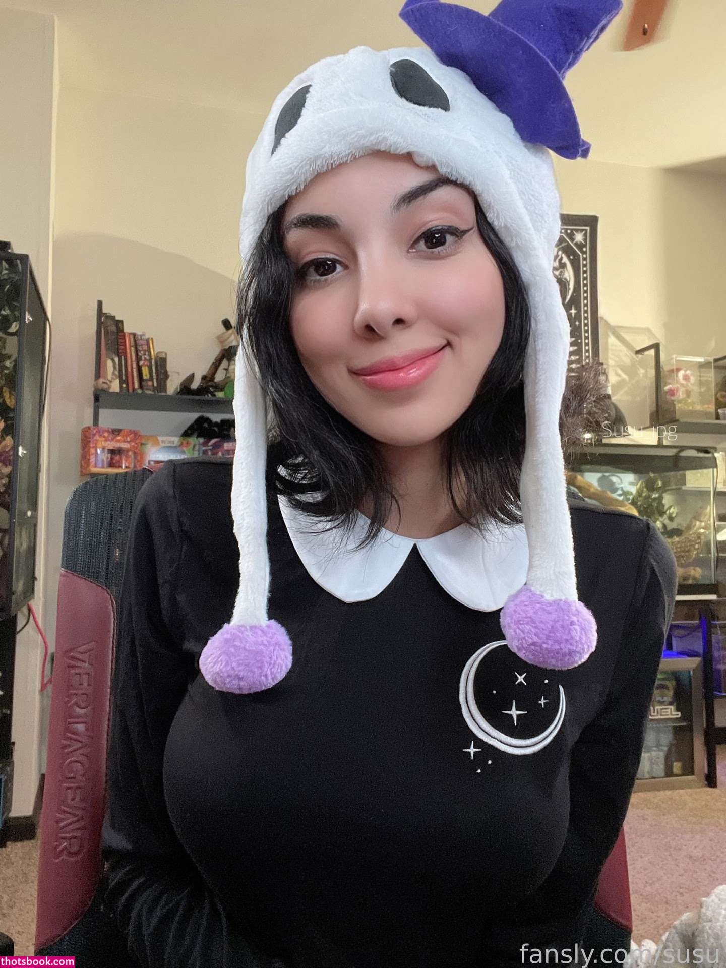 Swimsuit Succubus Photo #32