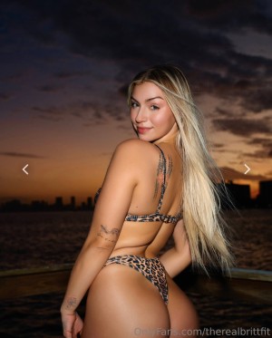 Therealbrittfit Photo #234