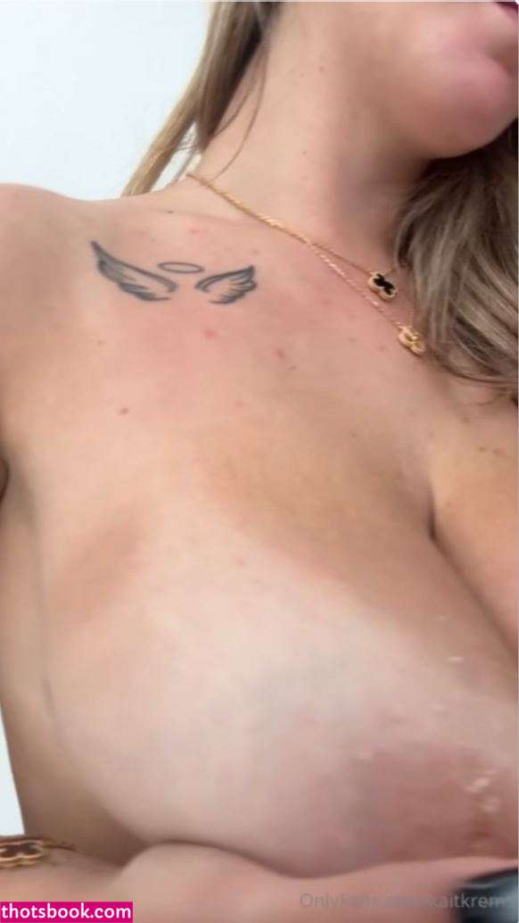 Kaitlyn Krems Photo #571