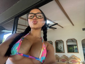 Cindy Tran Photo #190