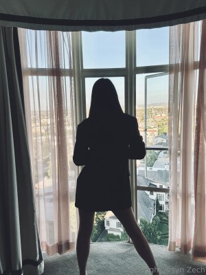 Arryn Zech Photo #605