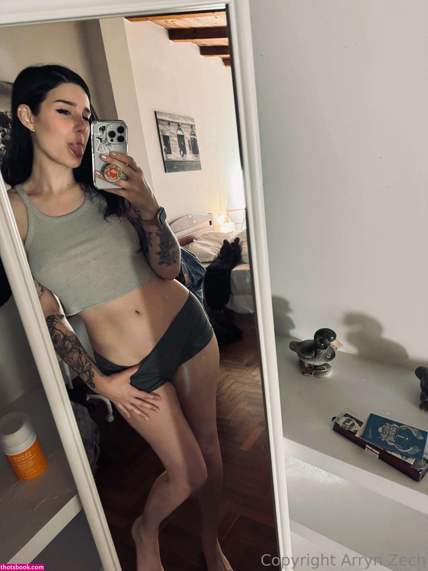 Arryn Zech Photo #639