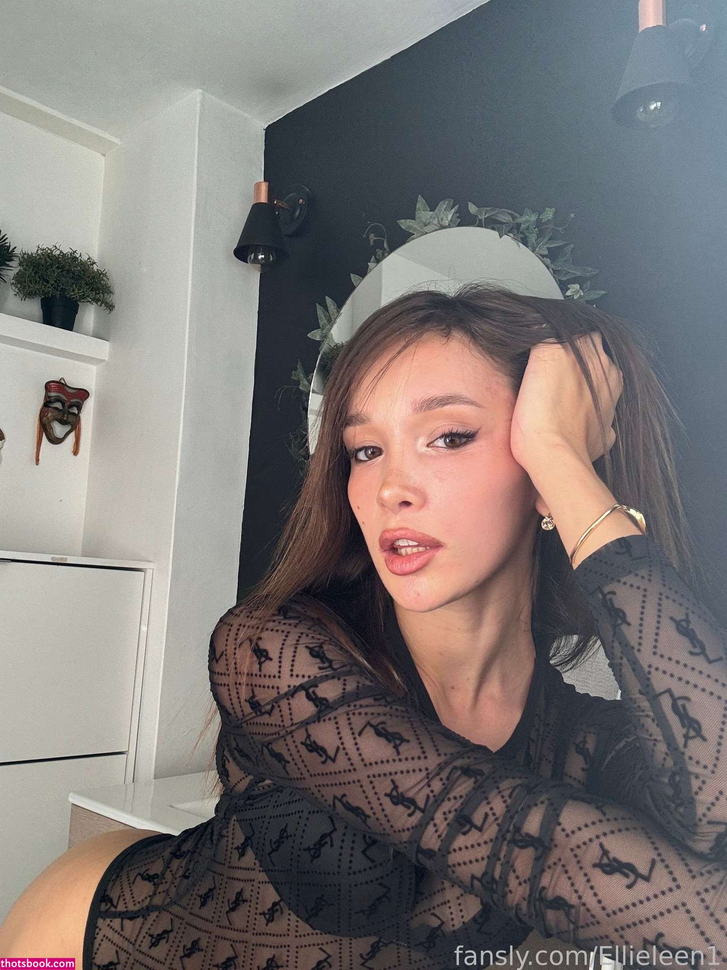 Ellie Leen Photo #1003