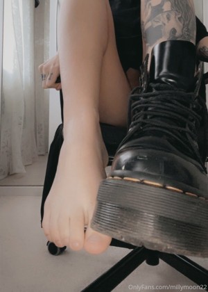 millymoon23 Photo #28