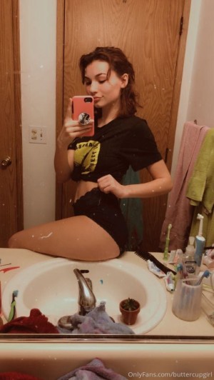 Buttercupgirl Photo #30