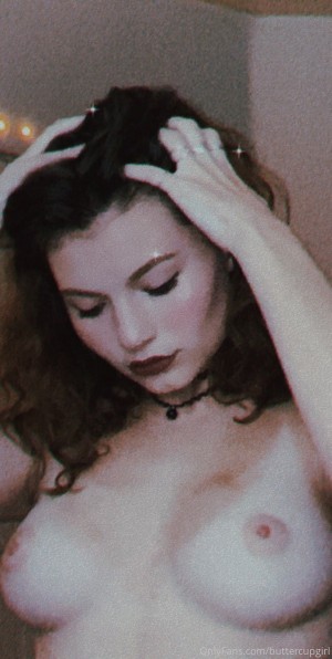 Buttercupgirl Photo #102