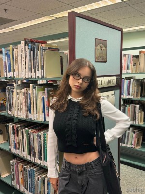 Sophie Mudd Photo #1057