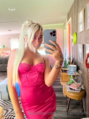 Faith Irving Photo #26