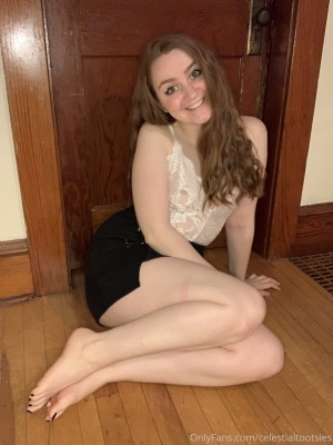 celestialtootsies Photo #91