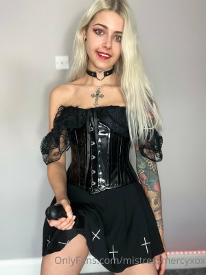 mistressmercyxox Photo #88