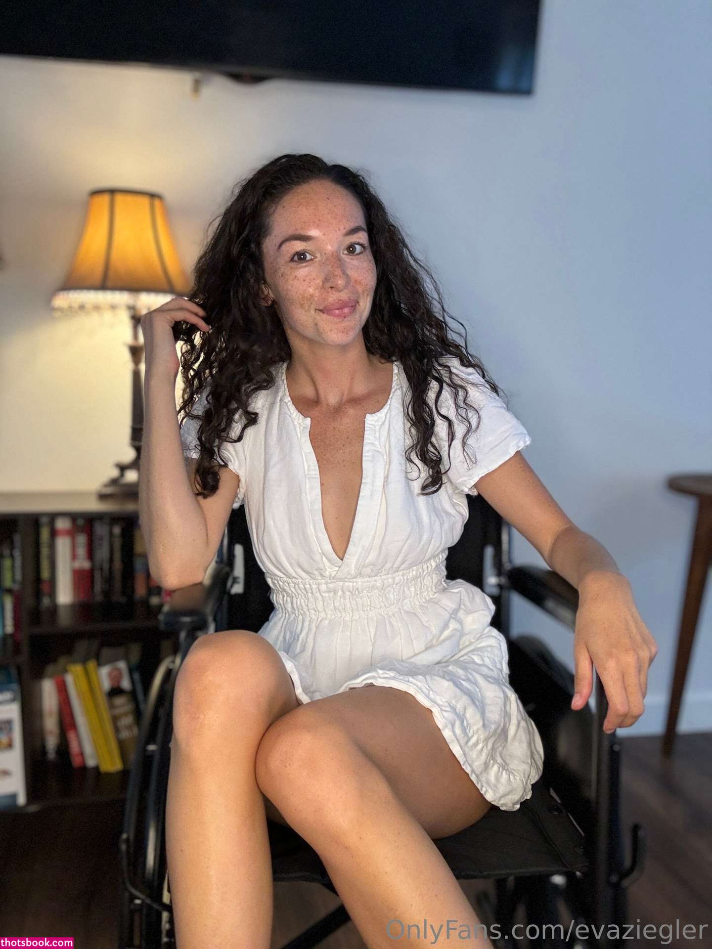 Eva Ziegler Photo #20