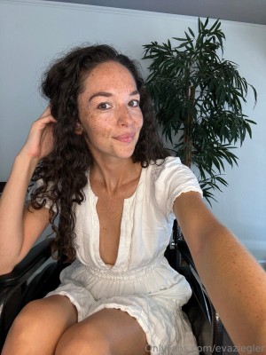 Eva Ziegler Photo #78