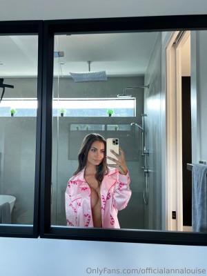 Anna Louise Photo #938