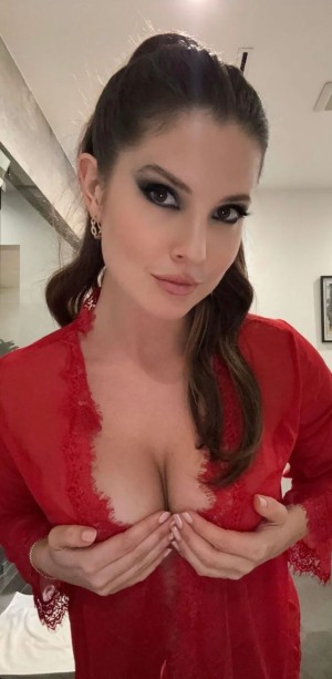 Amanda Cerny Photo #779