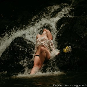 Snugglepunk Photo #58