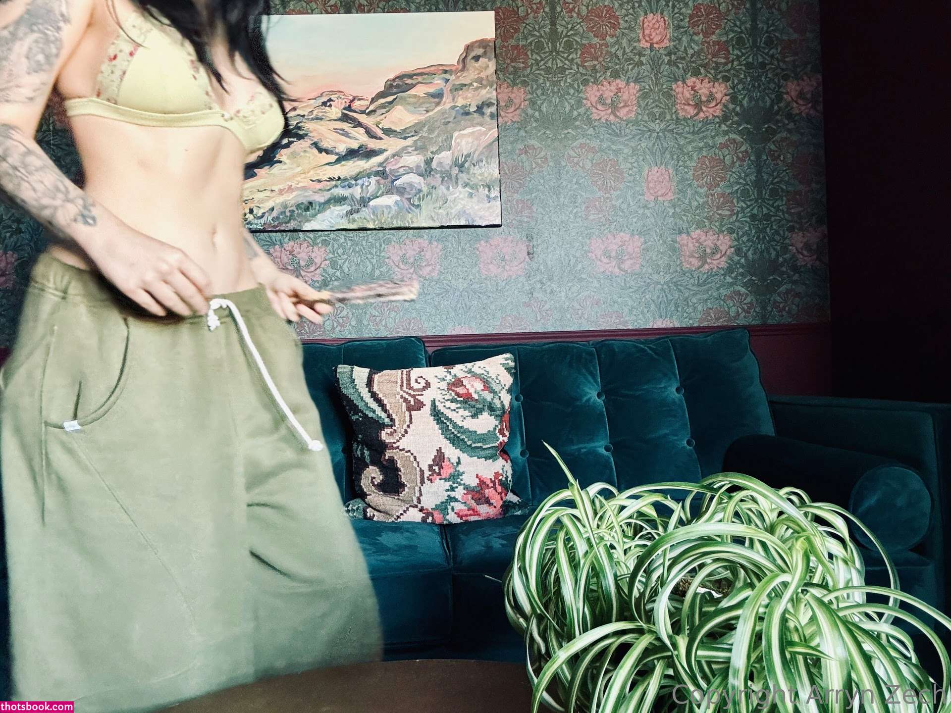 Arryn Zech Photo #543