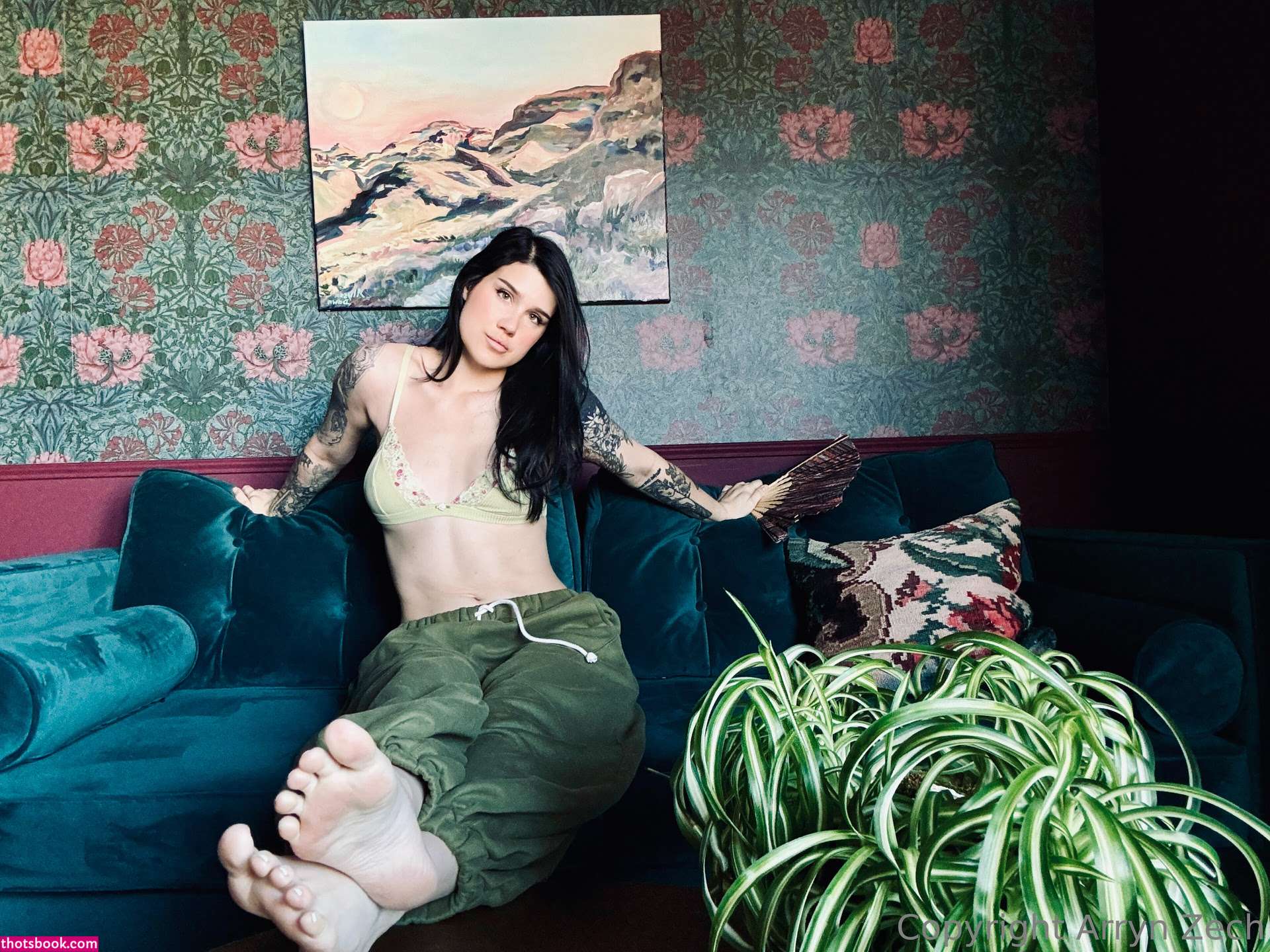 Arryn Zech Photo #545