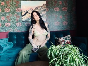 Arryn Zech Photo #542